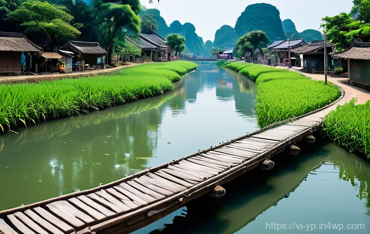 하천 생태계 복원 프로젝트의 운영과 관리 - A vibrant community festival dedicated to river restoration in a Vietnamese setting. Many diverse Vi...